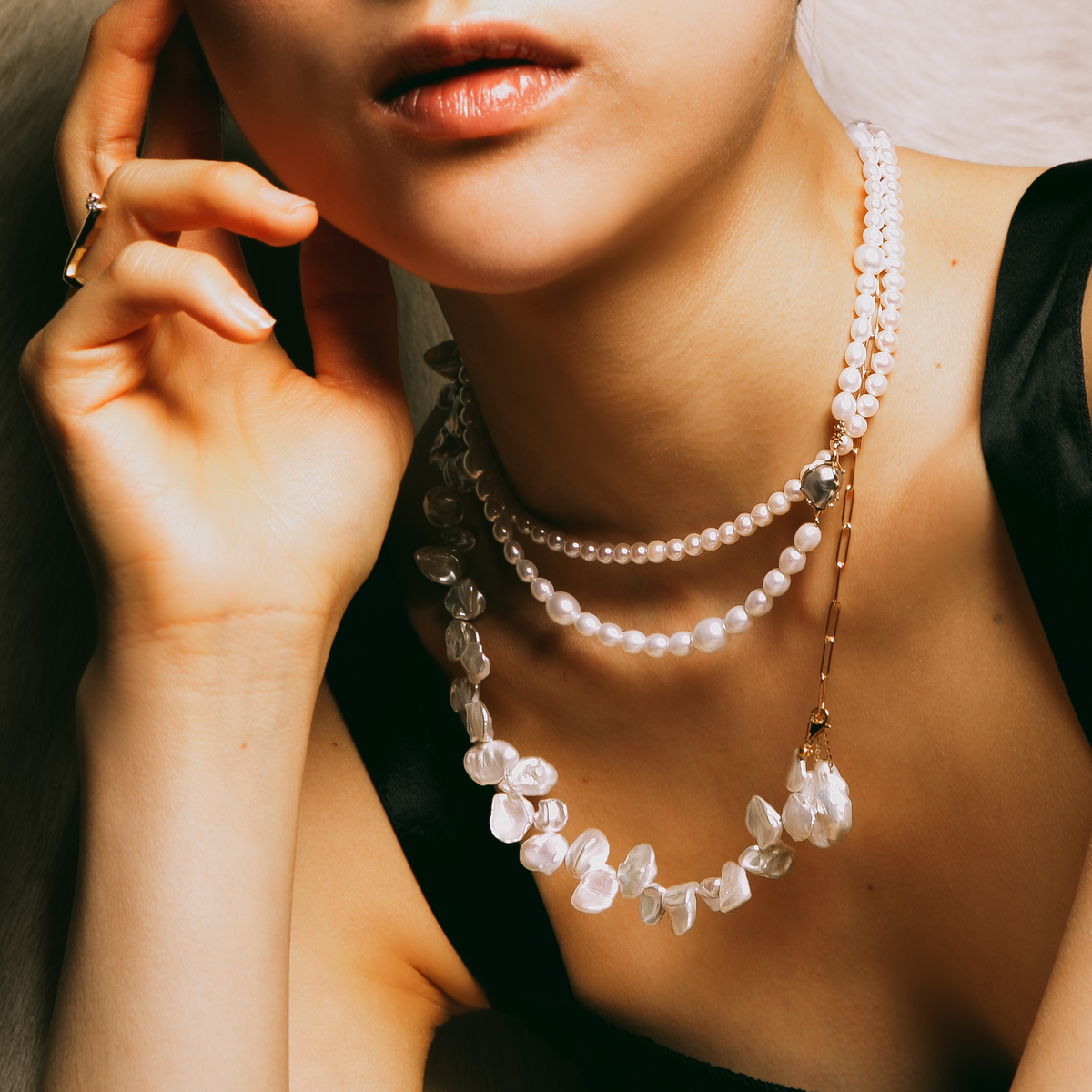 Pearl Duo Chain Necklace | MILAMORE USA