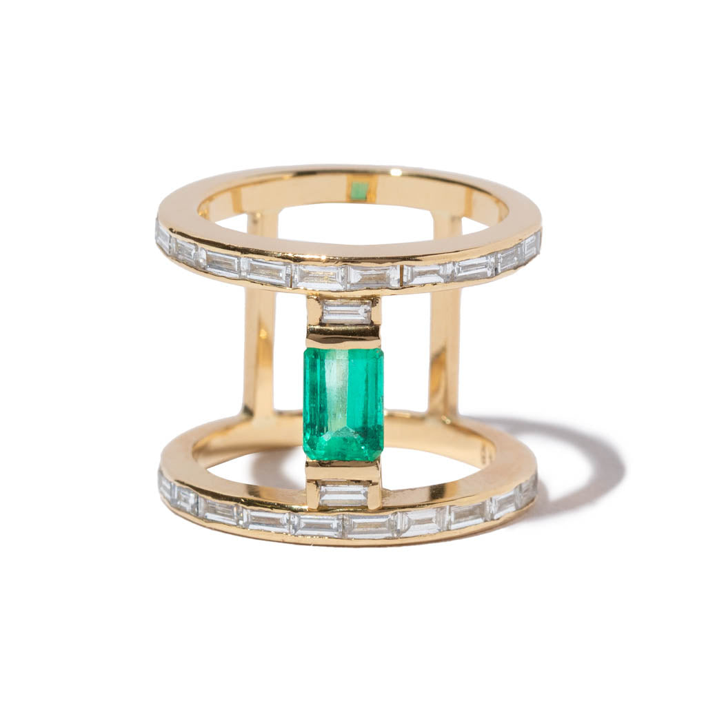 The Signature Ring - Emerald & Diamond Ring | MILAMORE USA